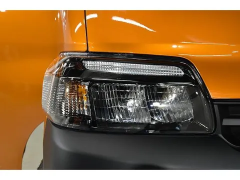 Toyota TownAce Van