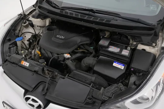 Hyundai Elantra (Avante)