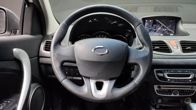 Renault SM3