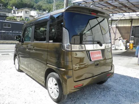 Suzuki Spacia Custom Z