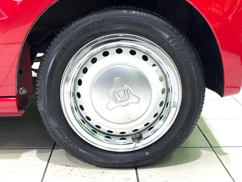 Honda N-BOX Slash