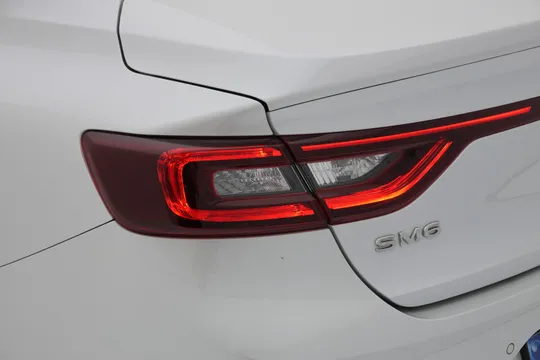 Renault Talisman (SM6)