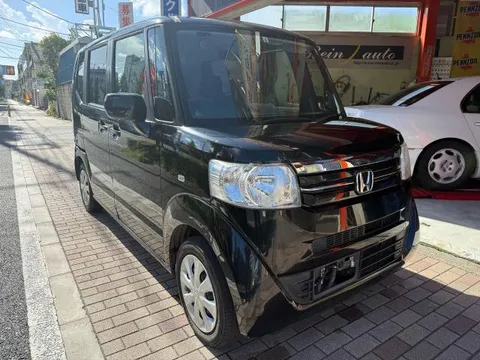 Honda N-BOX Plus