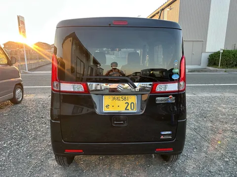 Suzuki Spacia