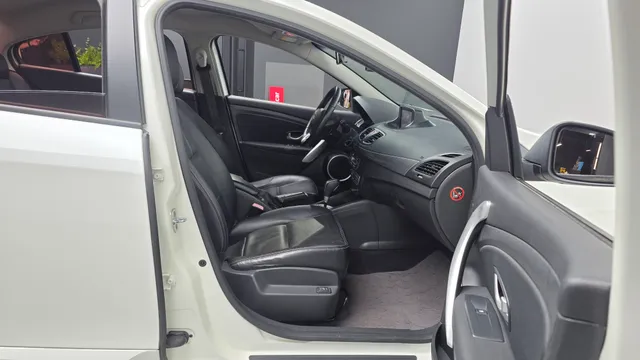 Renault SM3