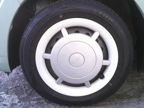 Daihatsu Mira Tocot