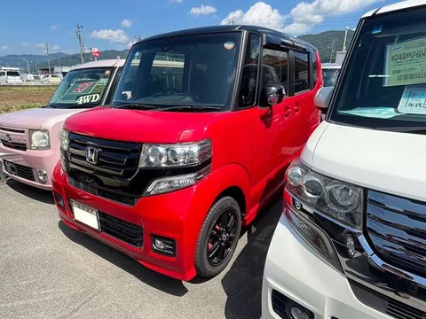 Honda N-BOX Plus Custom