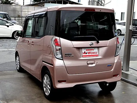 Nissan Dayz Roox