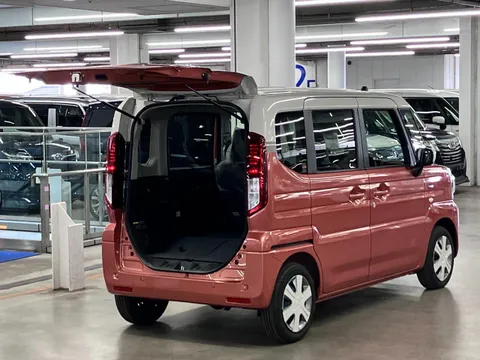 Suzuki Spacia
