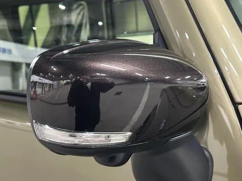Mazda Flair Crossover
