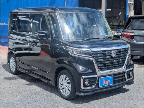 Suzuki Spacia Custom