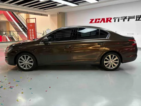 Peugeot 408