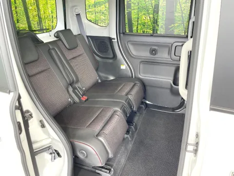 Suzuki Spacia Custom