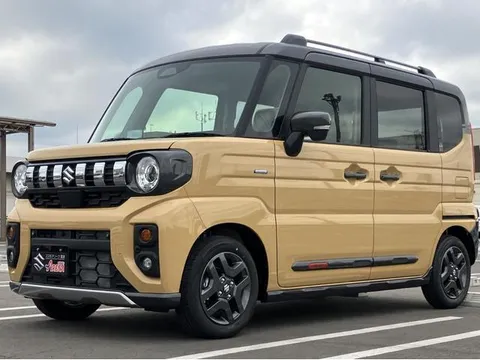 Suzuki Spacia Gear
