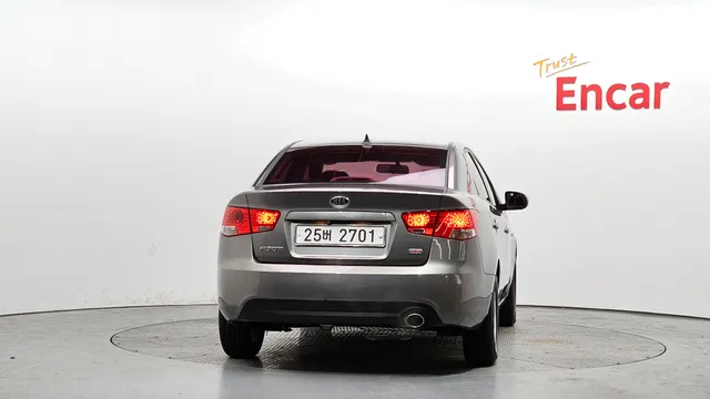 Kia Cerato (Forte)