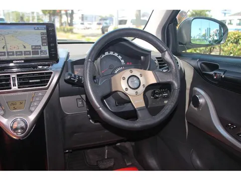 Toyota iQ