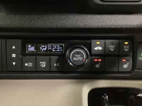 Honda N-BOX Joy
