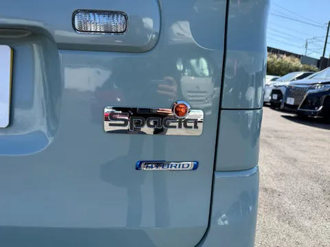 Suzuki Spacia