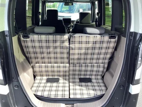 Honda N-BOX Joy