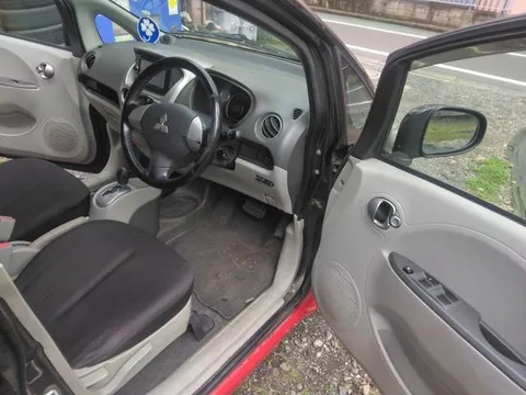 Mitsubishi I