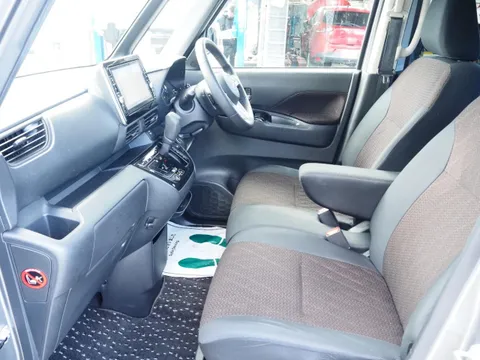 Mitsubishi eK X Space