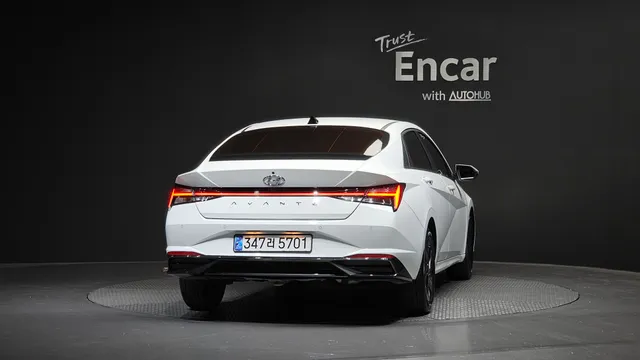 Hyundai Elantra (Avante)
