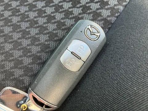 Mazda Mazda2 (Demio)