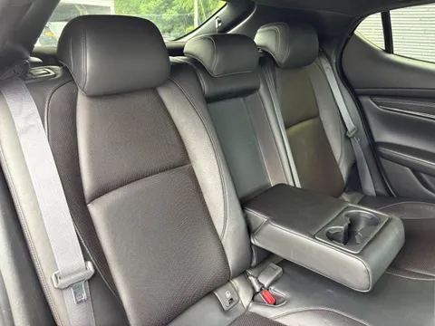 Mazda MAZDA3 Fastback
