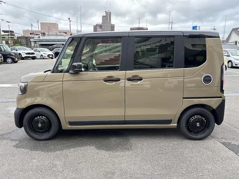 Honda N-BOX Joy