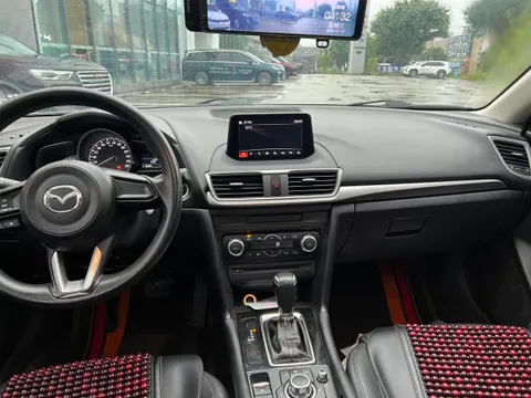 Mazda Mazda3