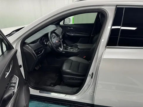 Cadillac XT4