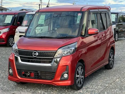 Nissan Dayz Roox