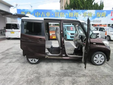 Mitsubishi eK Space