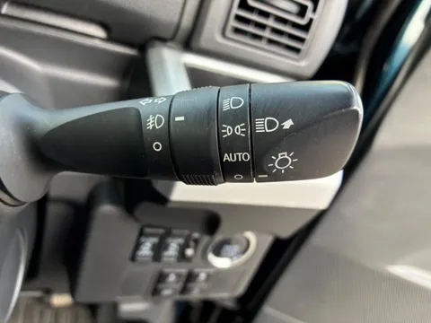 Toyota Pixis Mega