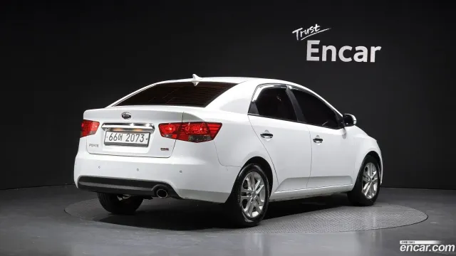 Kia Cerato (Forte)