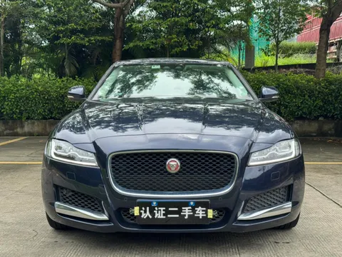 Jaguar XFL