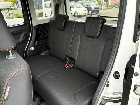 Suzuki Spacia Gear