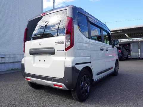 Suzuki Spacia Gear