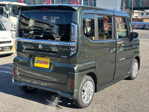 Suzuki Spacia Custom