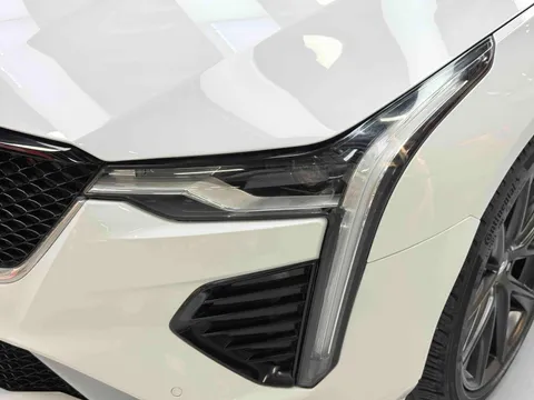 Cadillac CT4