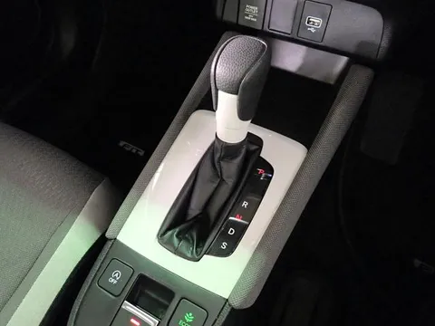 Honda Jazz (Fit)