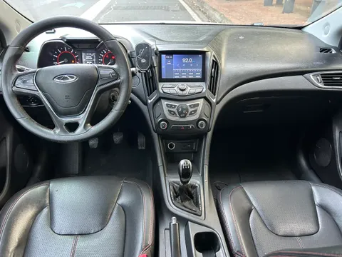 Chery Arrizo 5