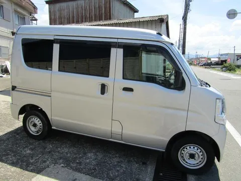 Nissan Clipper