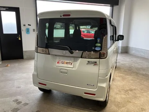 Suzuki Spacia Custom Z