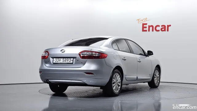 Renault SM3