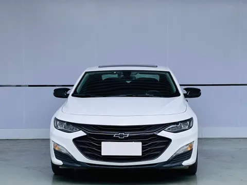Chevrolet Malibu XL