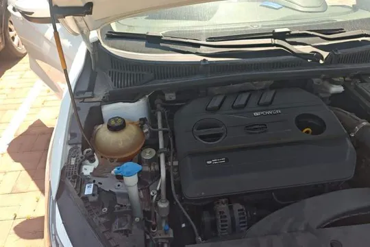 Geely Binray