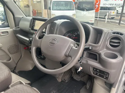 Nissan Clipper