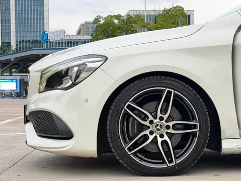 Mercedes-Benz CLA-Class