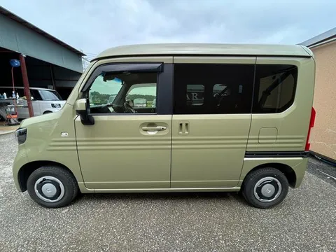 Honda N-VAN Plus Style